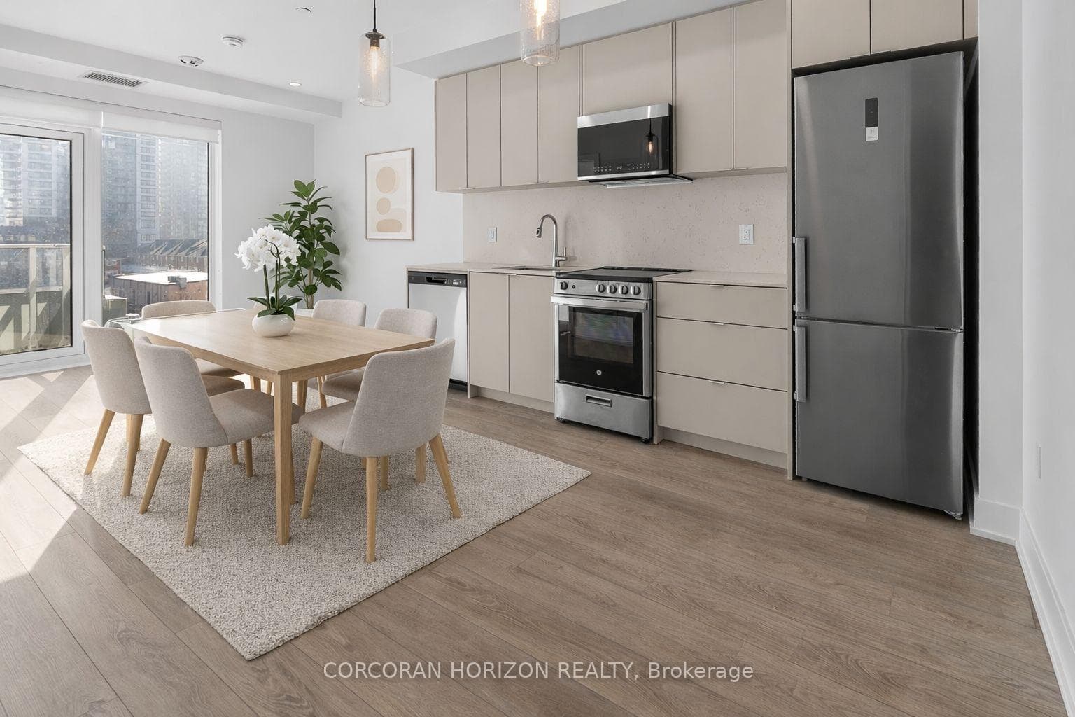 2088 James Street Unit 408 photo 4