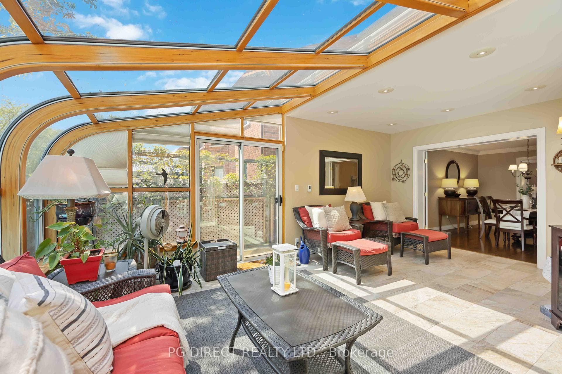 80 Henderson Drive photo 8