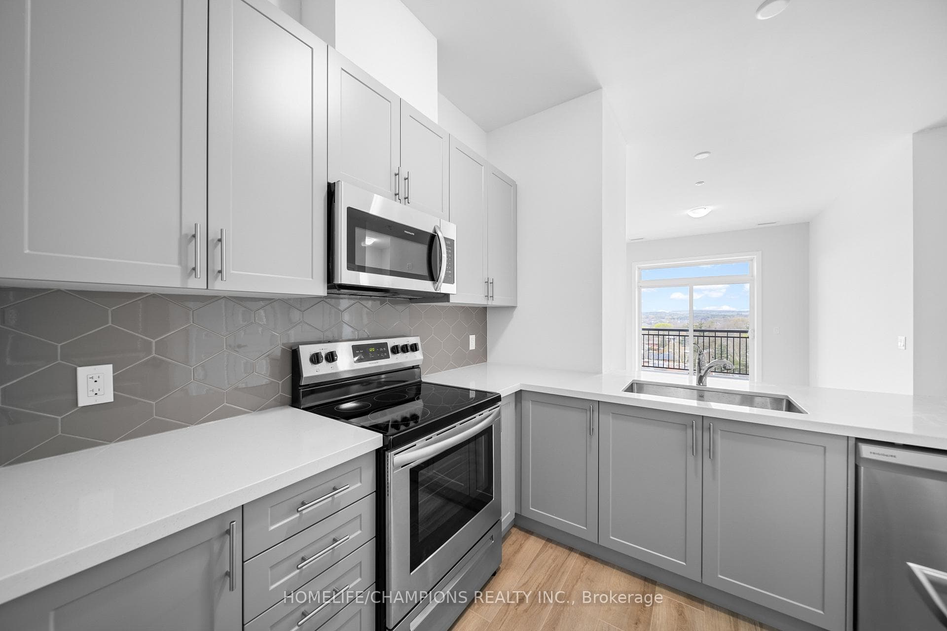 5917 Main Street Unit PH 809 photo 4