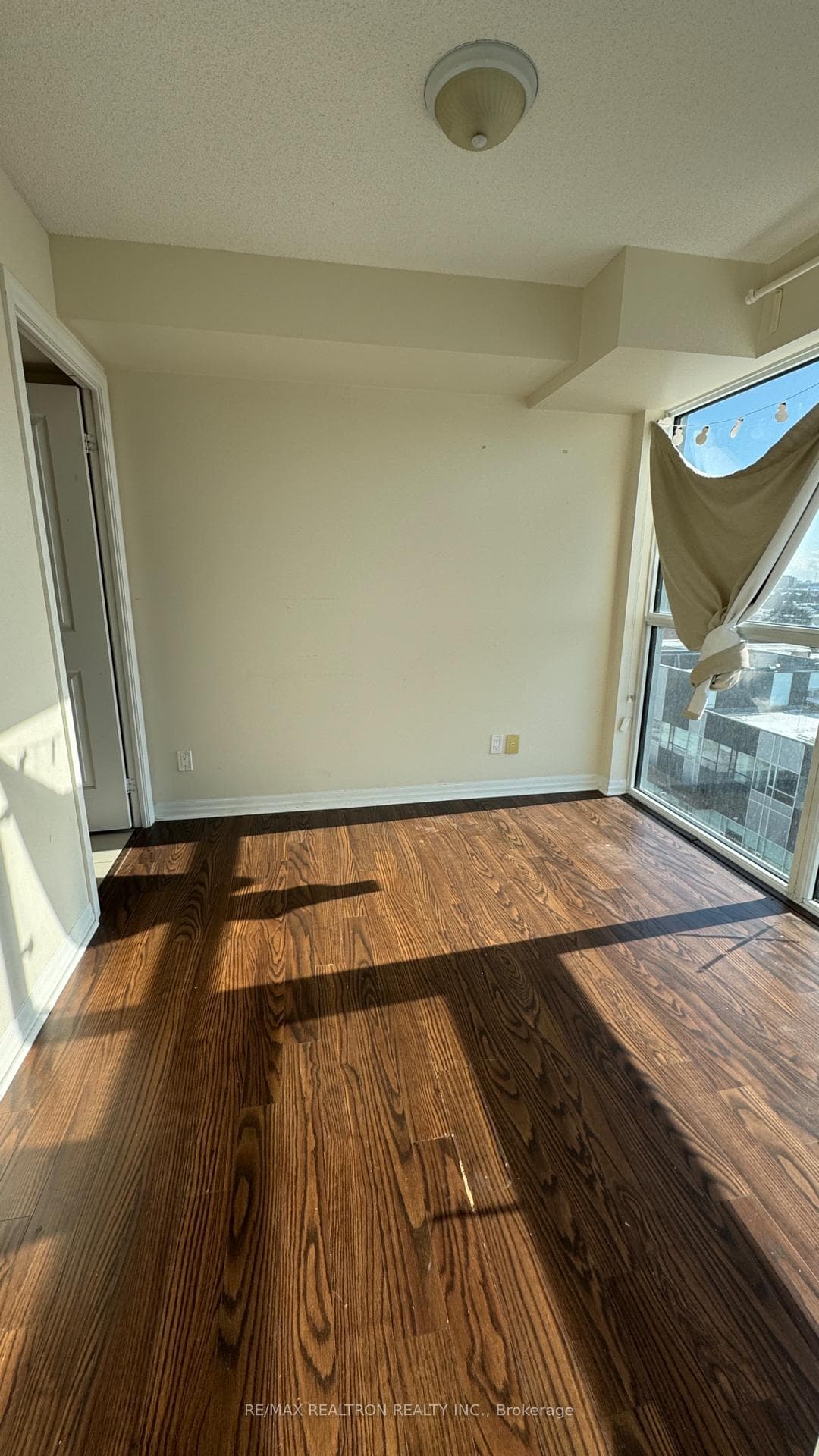 275 Yorkland Road Unit 510 photo 6