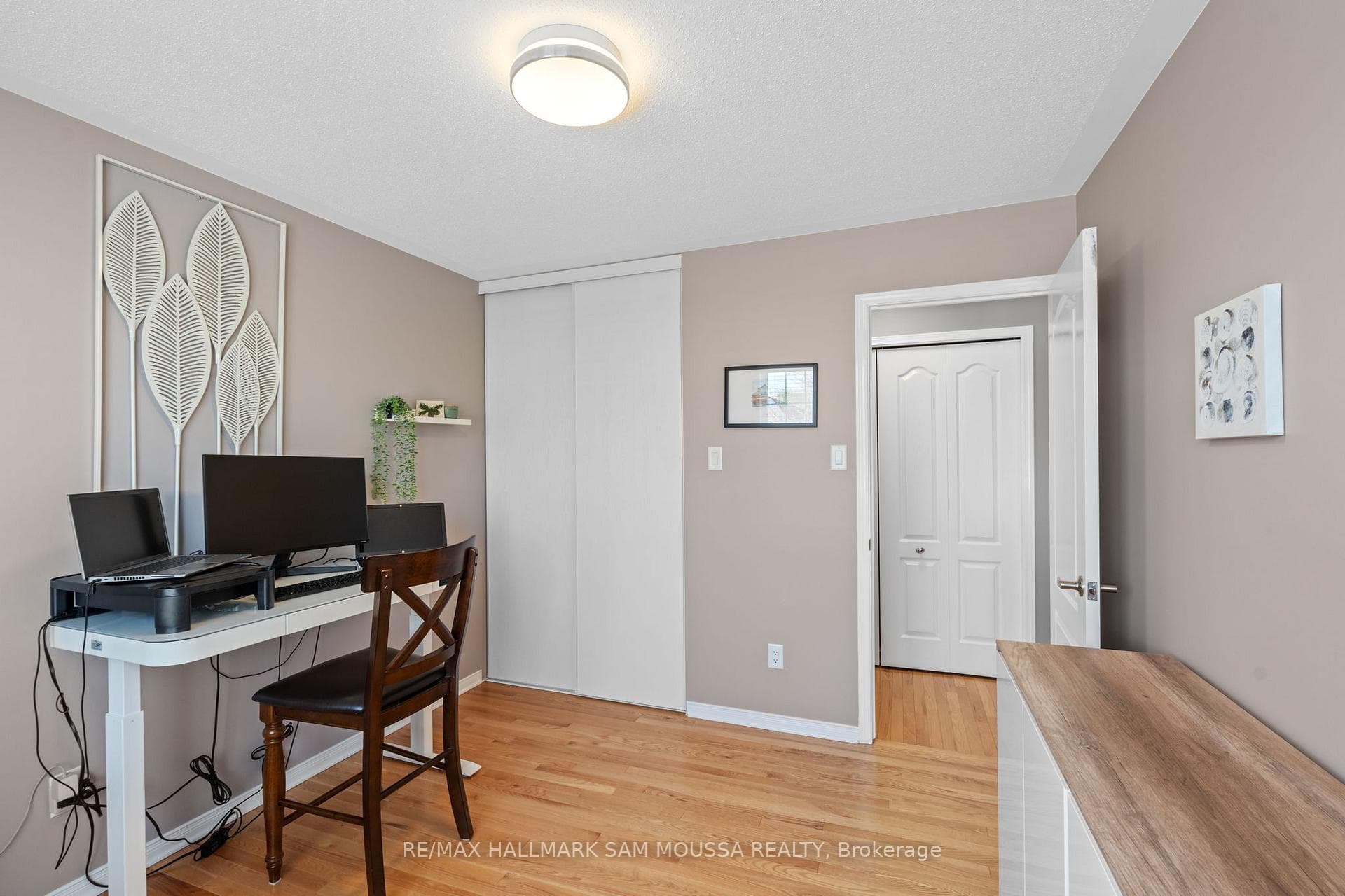 2108 Blue Willow Crescent photo 24