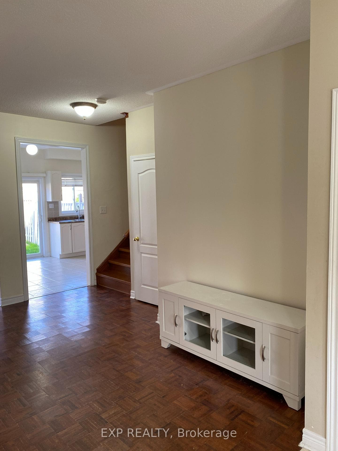 303 Andrews Trail photo 4