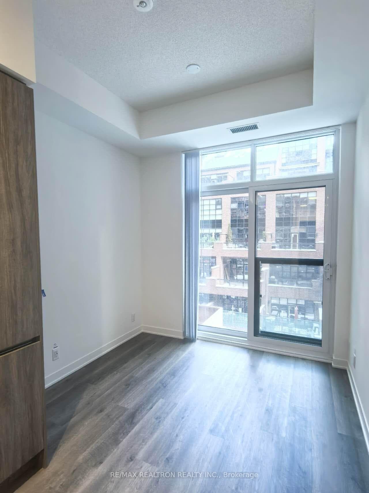 180 Front Street Unit 505 photo 26