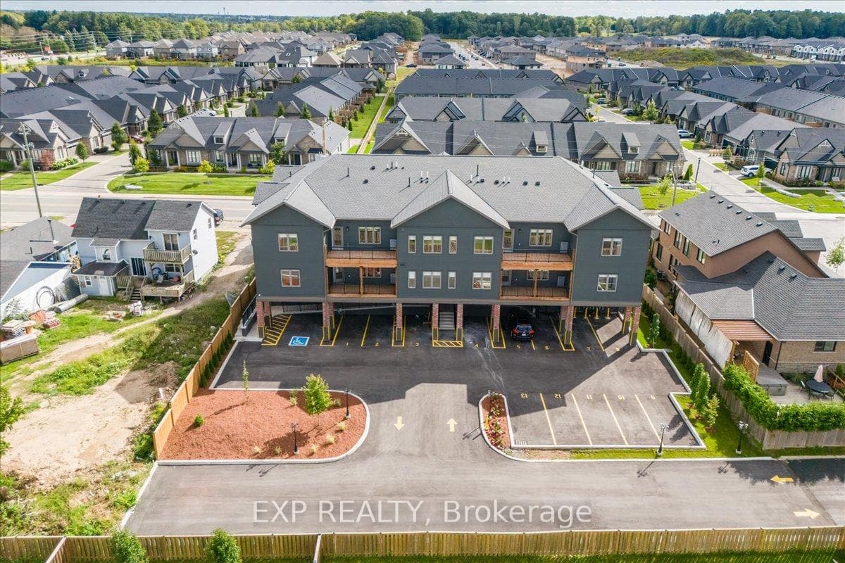 163 Port Robinson Road Unit 201 photo 10