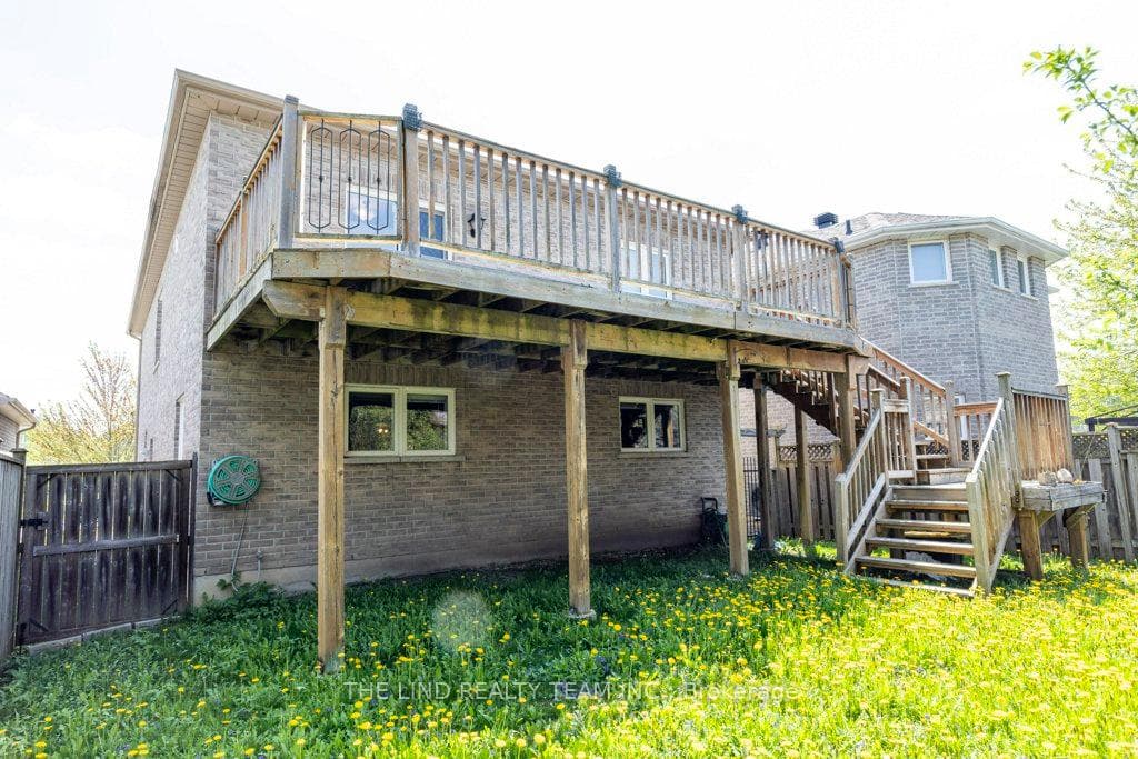 61 Mcintyre Drive photo 8