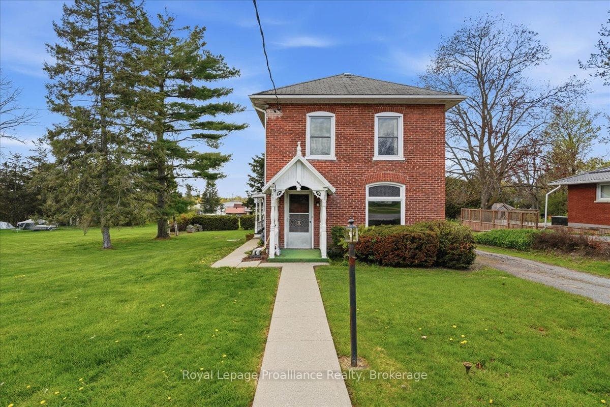 184 Edward Street photo 2