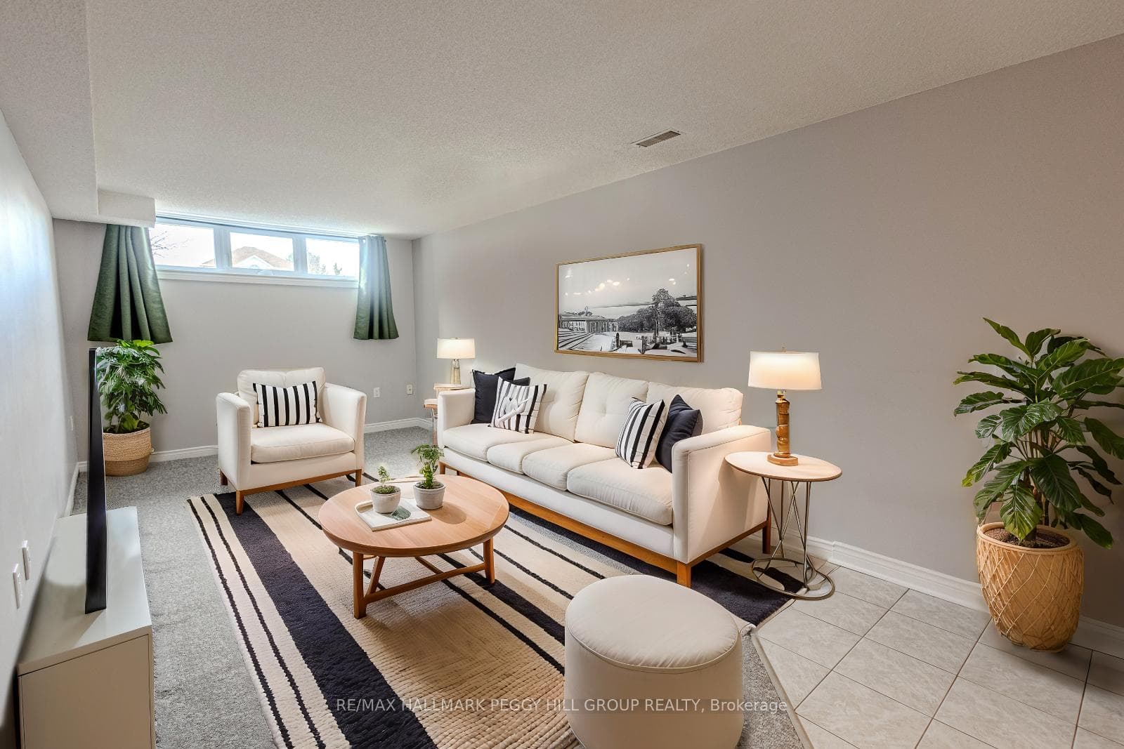 70 Hurst Drive photo 10