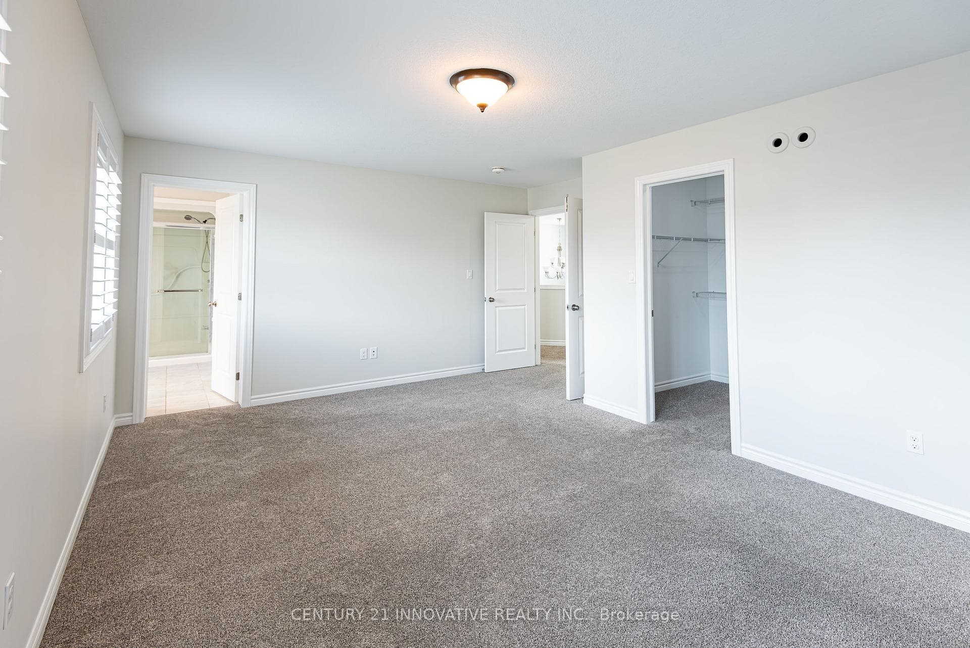 14 Oxford Terrace Unit Bsmt photo 12