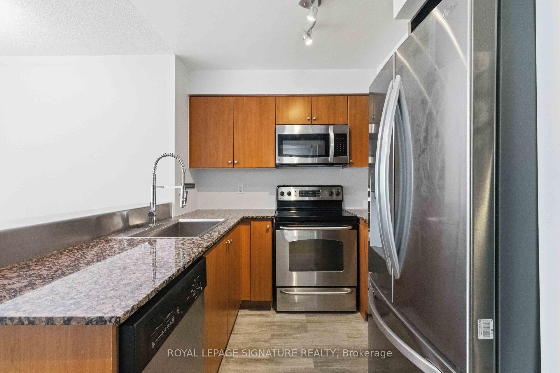 185 Legion Road Unit 1812 photo 7