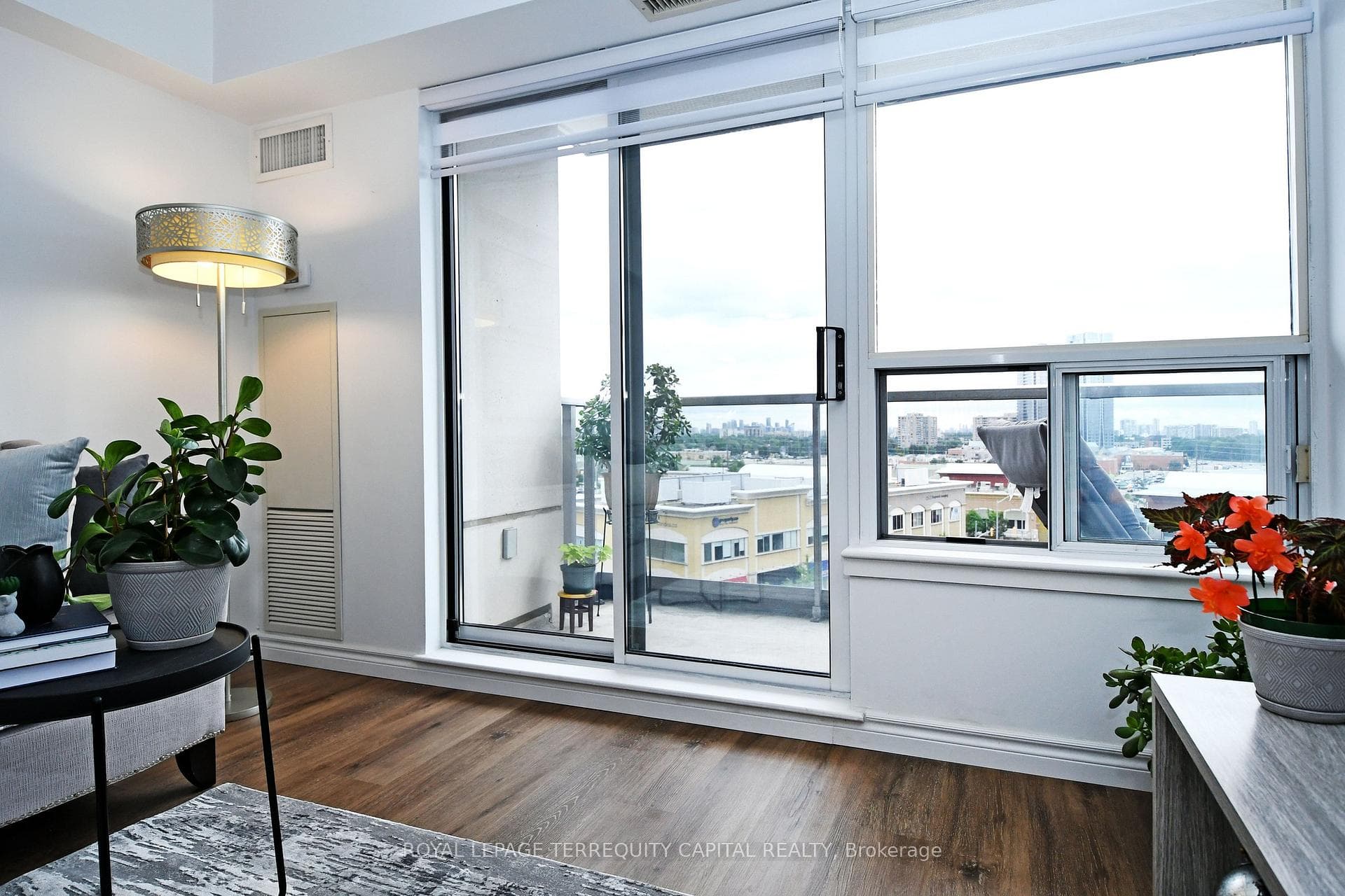 50 Disera Drive Unit 702 photo 28
