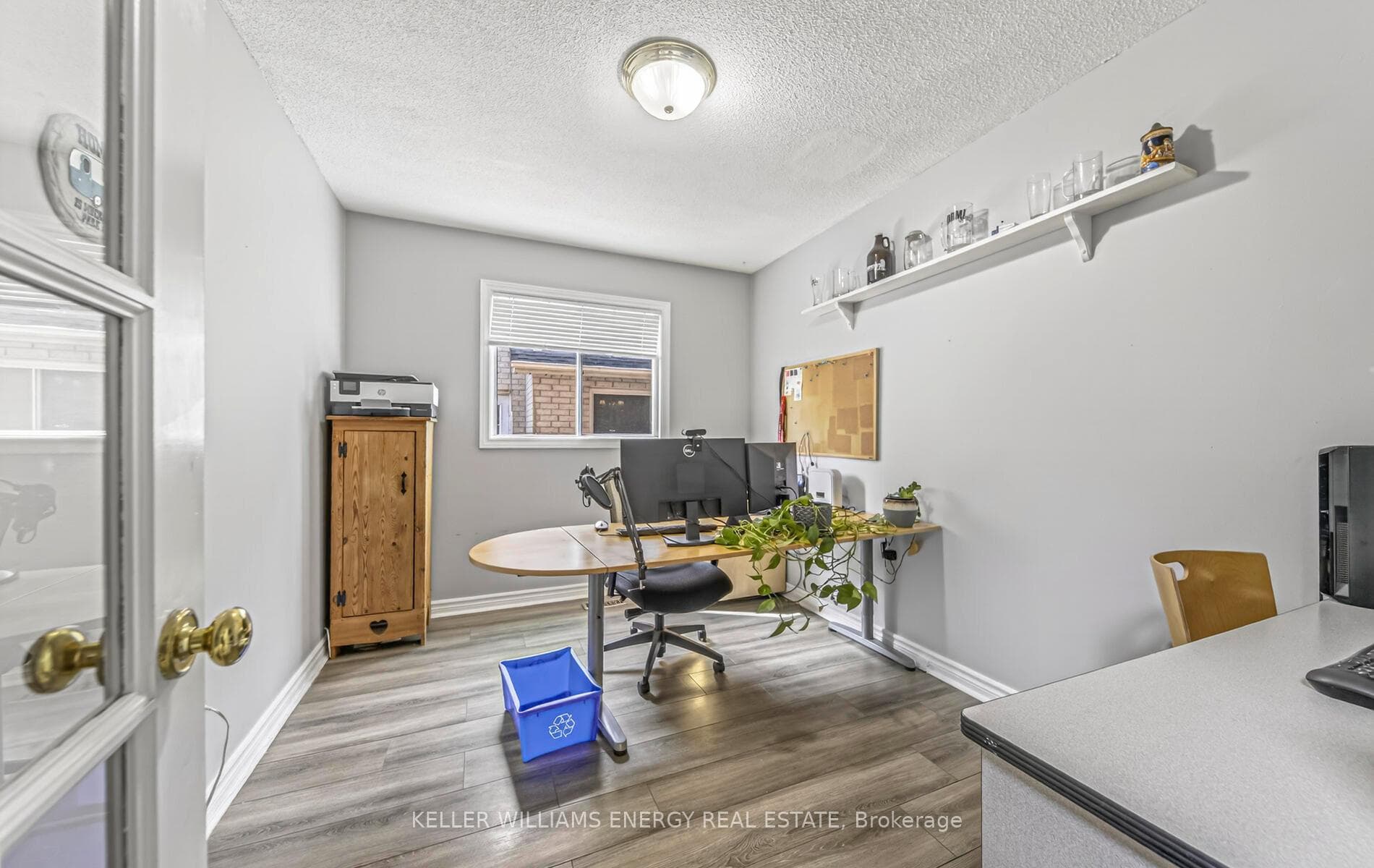2508 Linwood Street photo 27