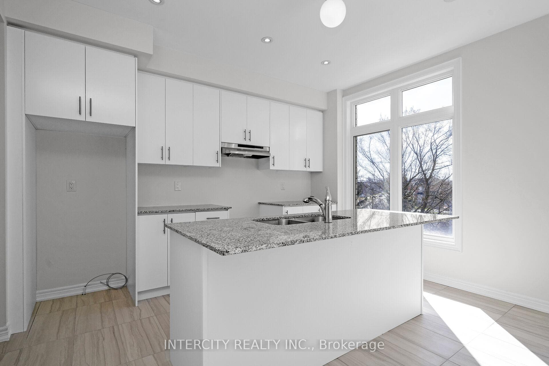 28 Queenpost Drive Unit 30 photo 13