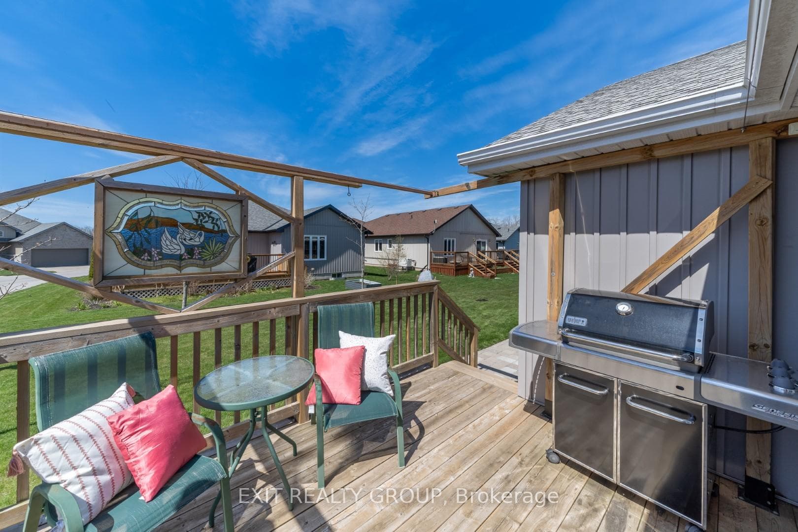 84 Dorchester Drive photo 30