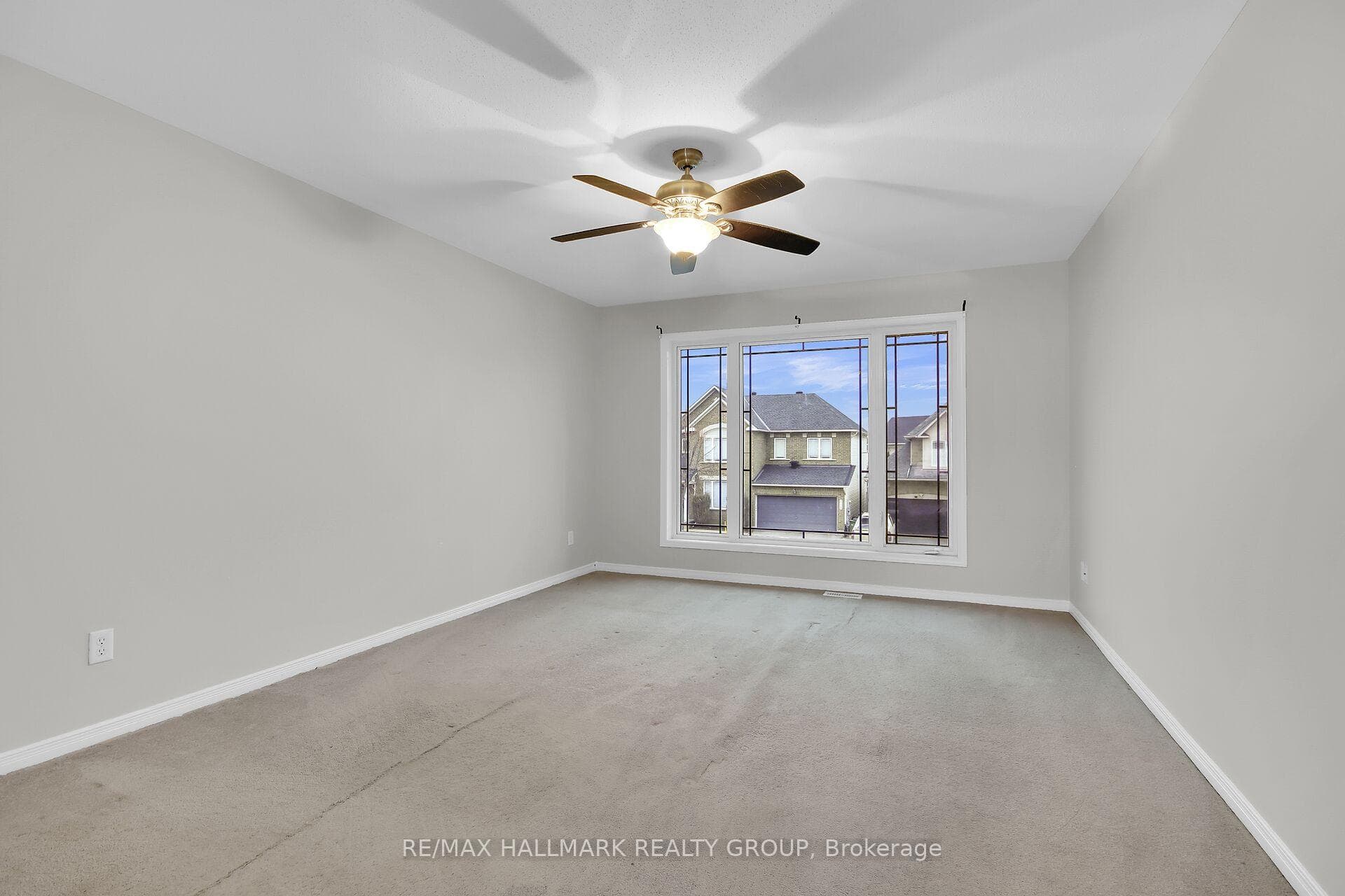 714 Clearbrook Drive photo 16
