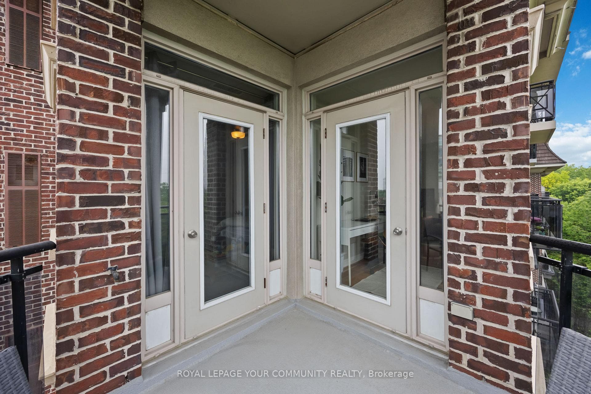 245 Dalesford Road Unit 416 photo 24