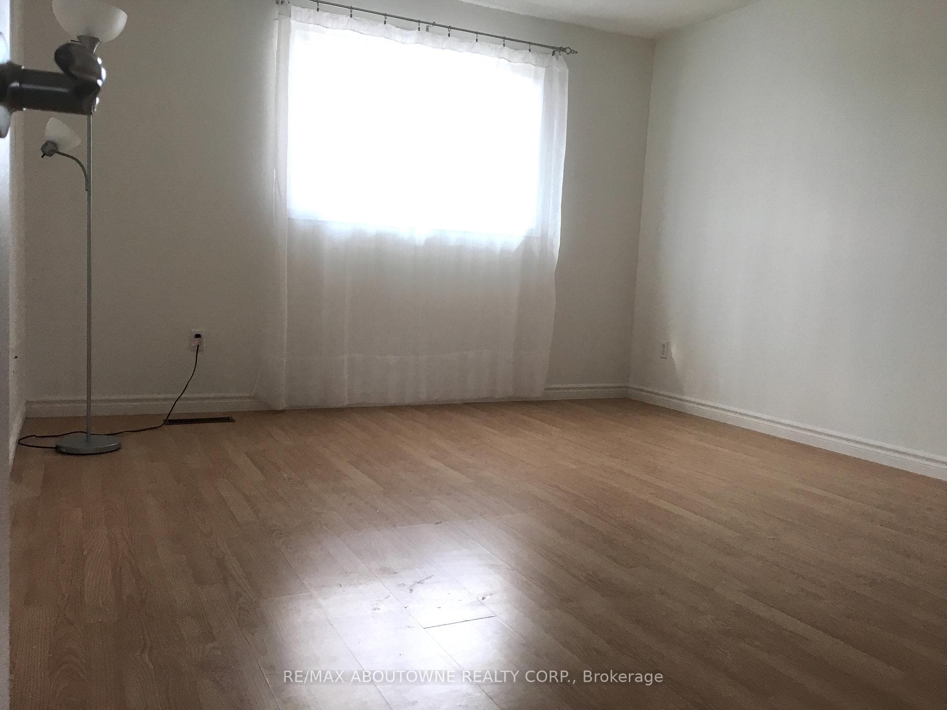 1550 Grosvenor Street Unit 25 photo 25
