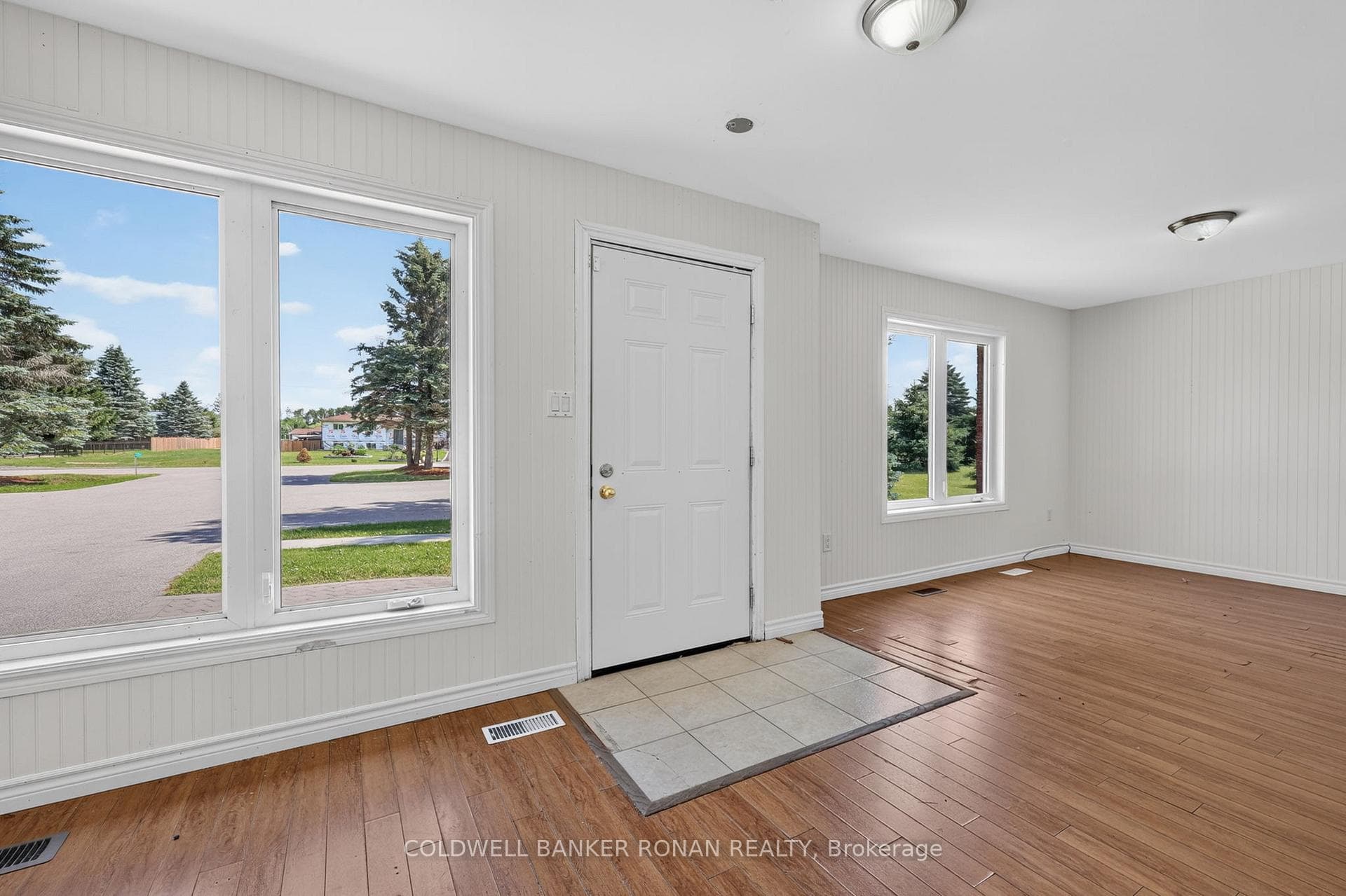 14 Tioga Boulevard photo 33