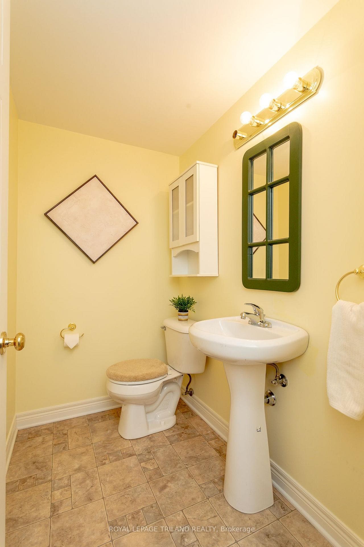 10 Rossmore Court Unit 10 photo 33