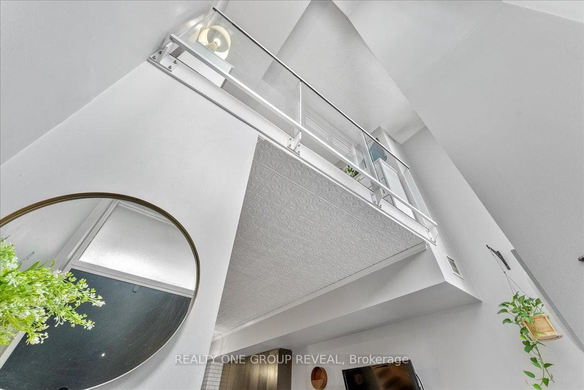 15 Brunel Court Unit 112 photo 9