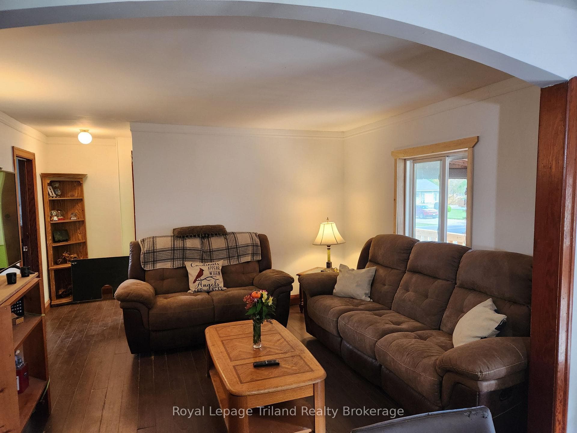 32 Baird Street photo 6