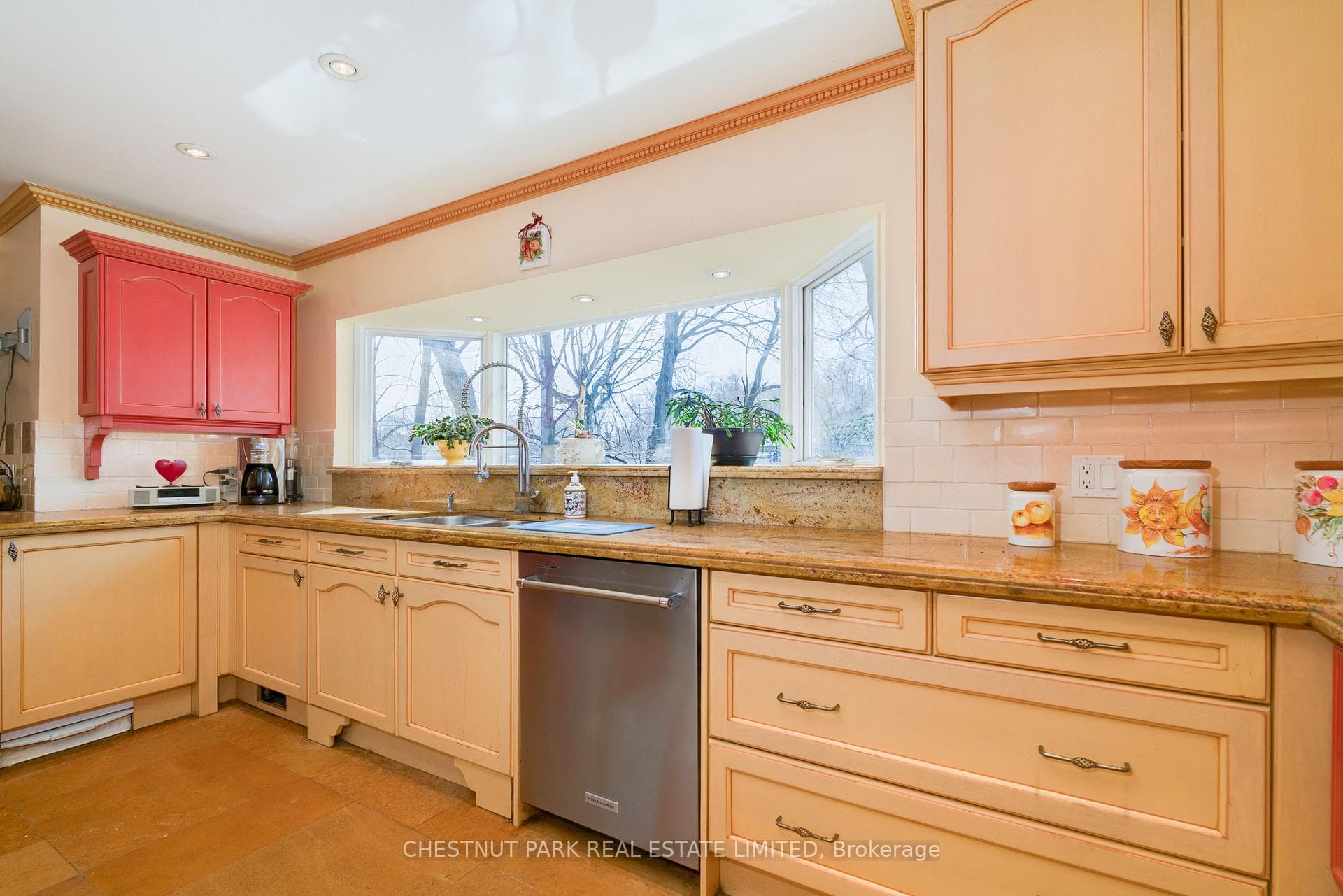 56 Poplar Plains Road photo 16