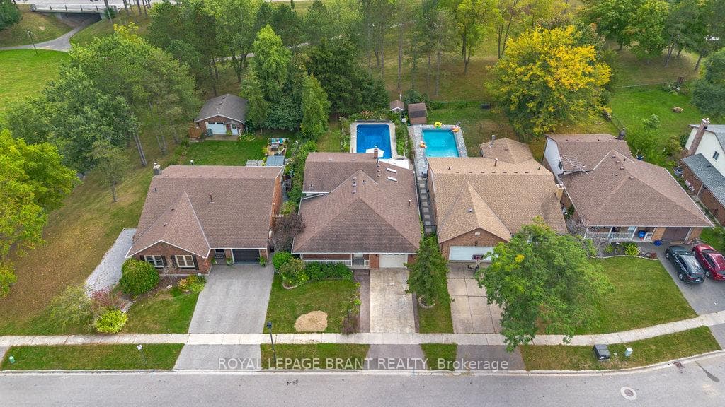 11 Ravine Crescent photo 28