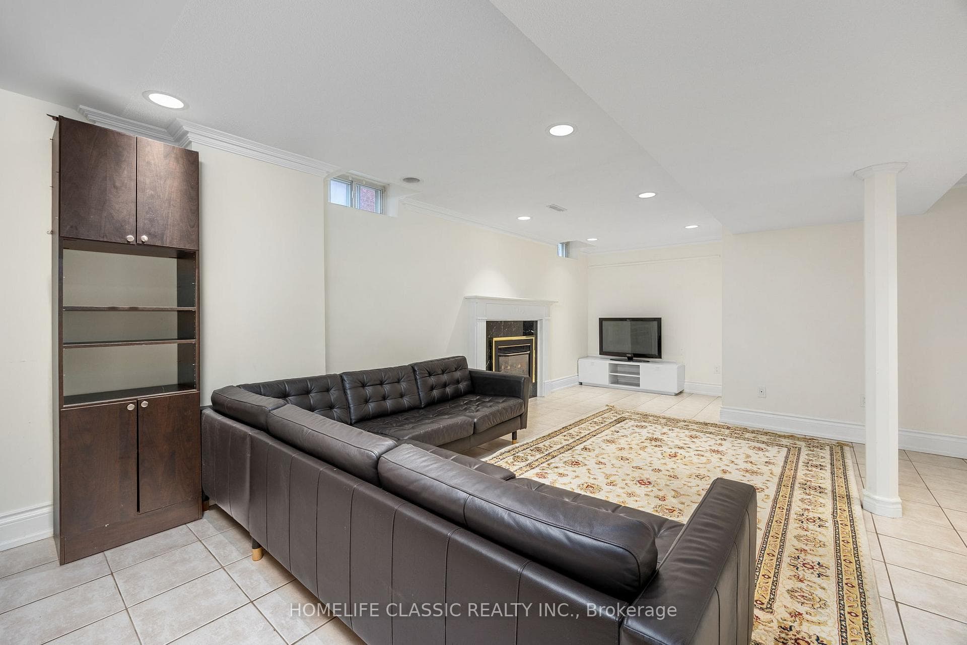 133 Medallion Boulevard photo 36