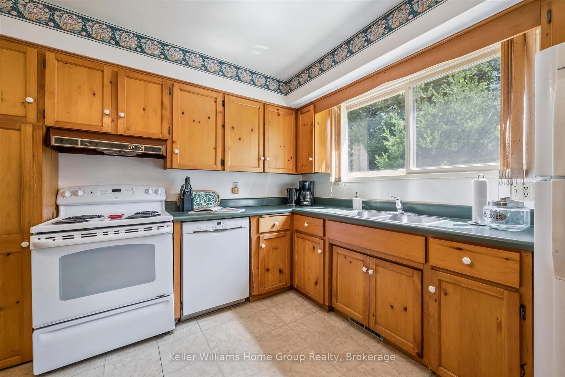 44 Sherwood Drive photo 15