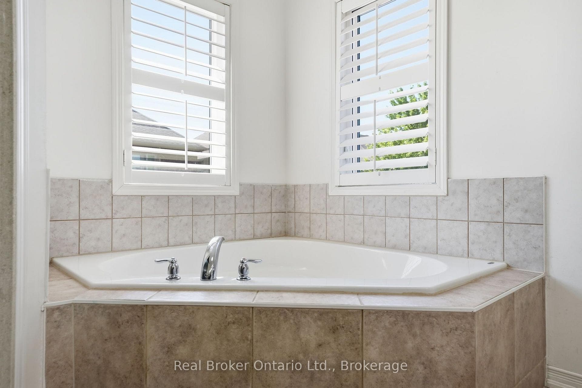 3293 Steeplechase Drive photo 31