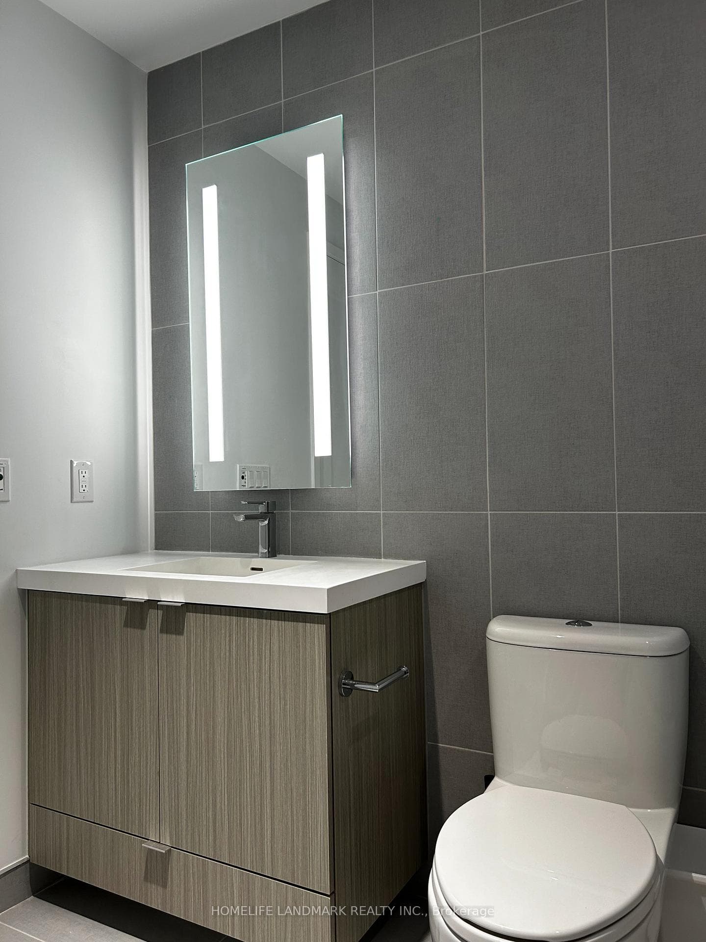 575 Bloor Street Unit 3005 photo 18
