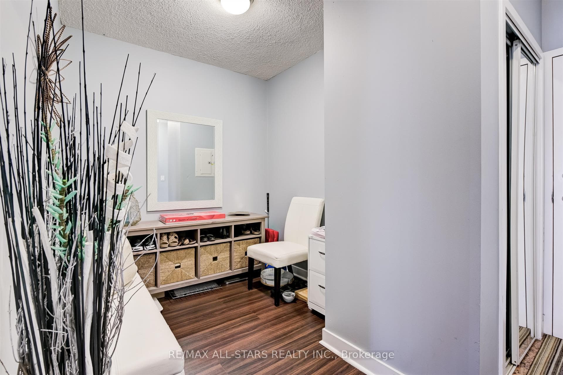 10 Navy Wharf Court Unit 2307 photo 6