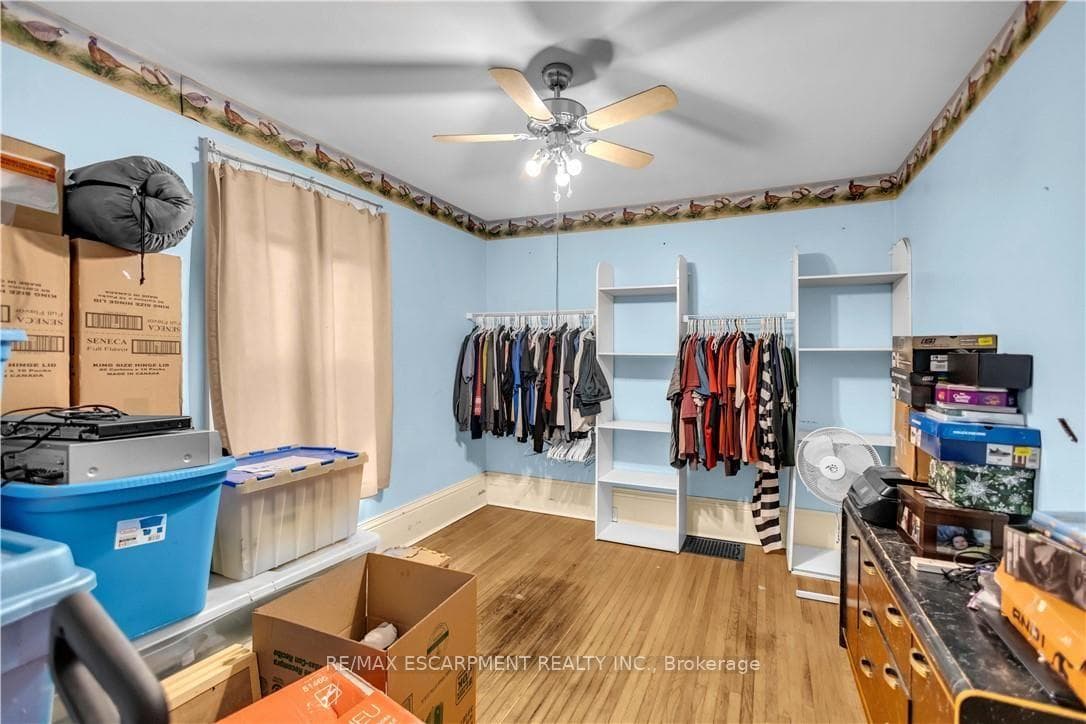35 James Avenue photo 9
