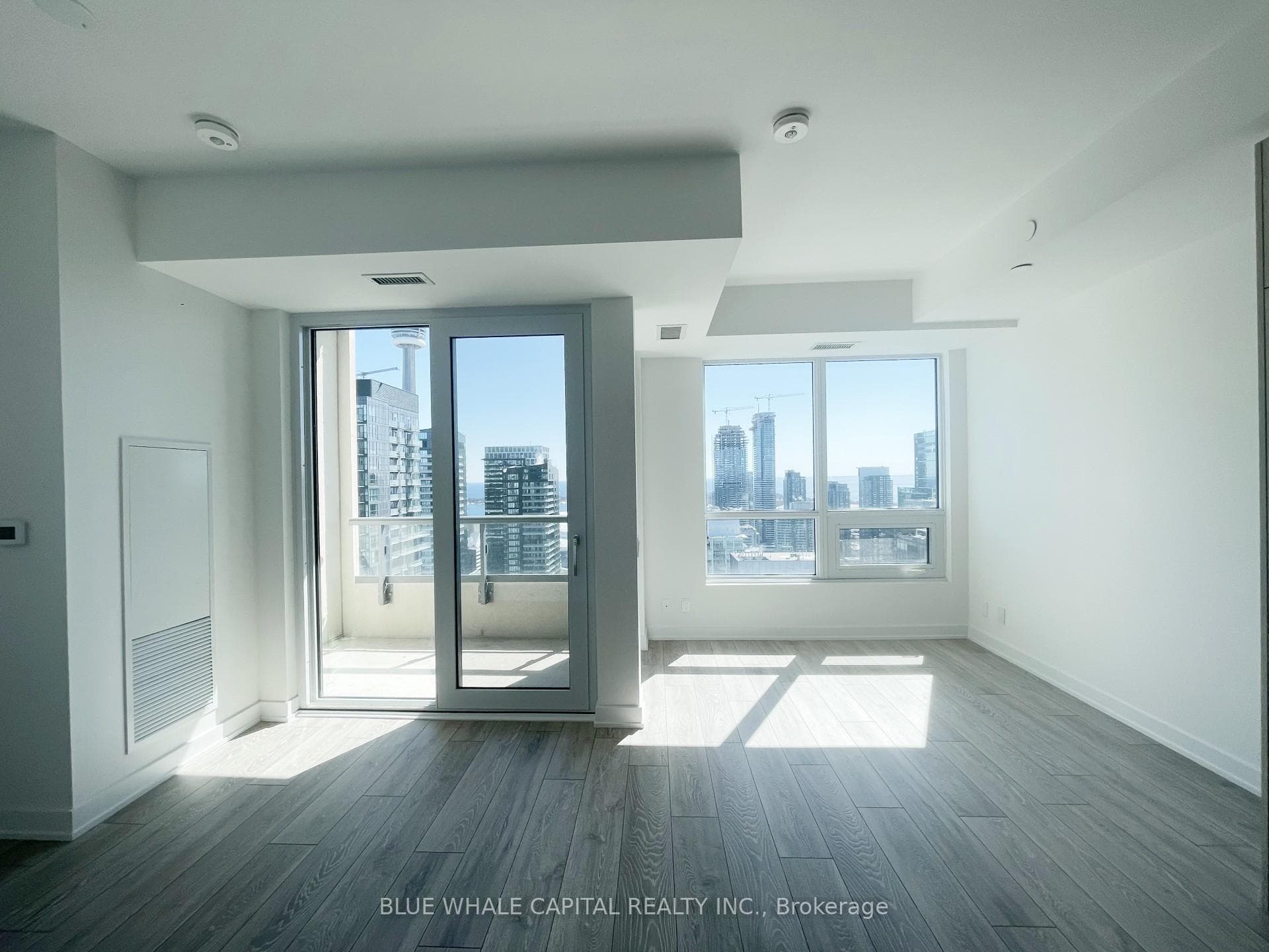 108 Peter Street Unit 4809 photo 2