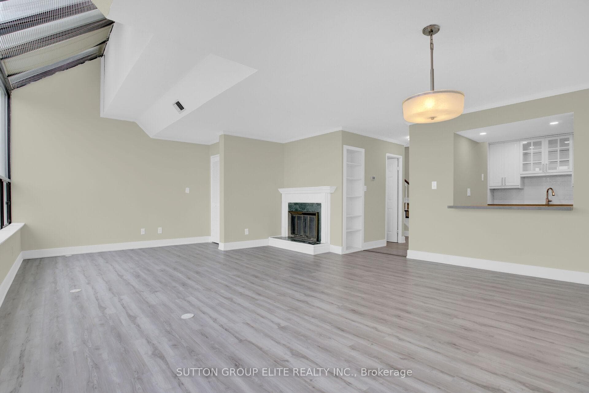200 Robert Speck Parkway Unit 5 photo 12