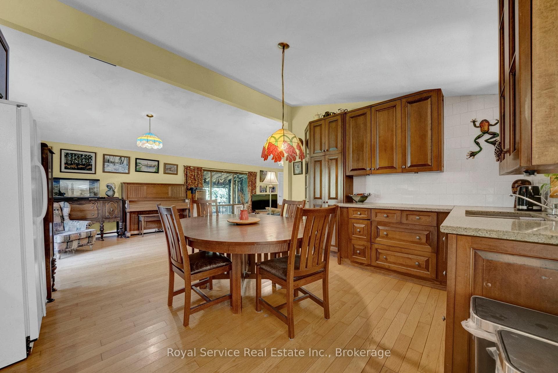 1204 Pigeon Creek Road photo 20