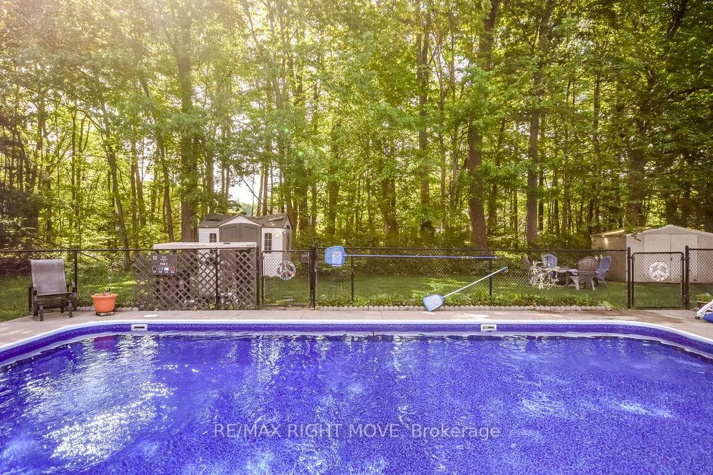 355 FAIRVIEW Drive photo 44