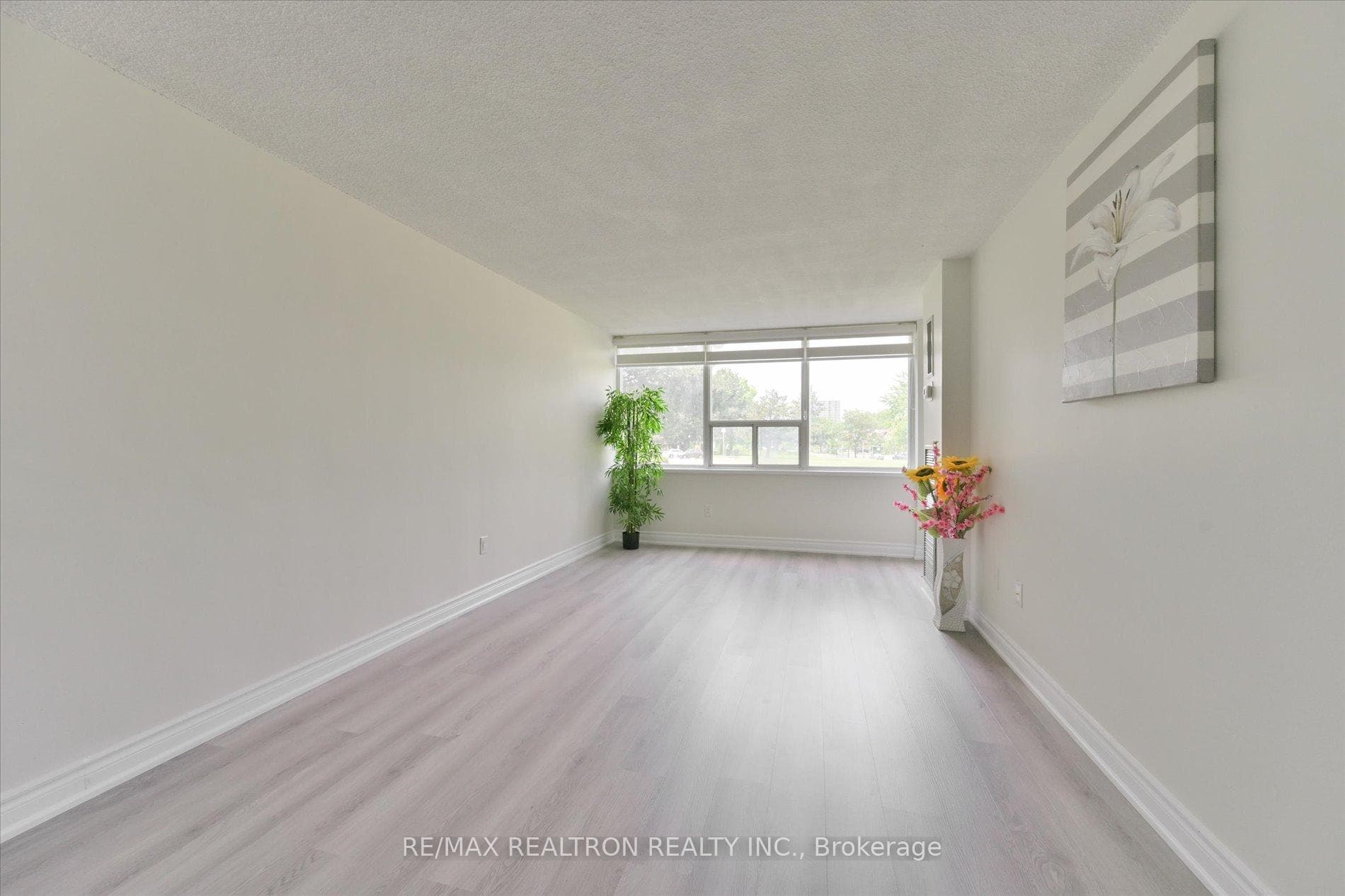 45 Silver Spring Boulevard Unit 108 photo 13