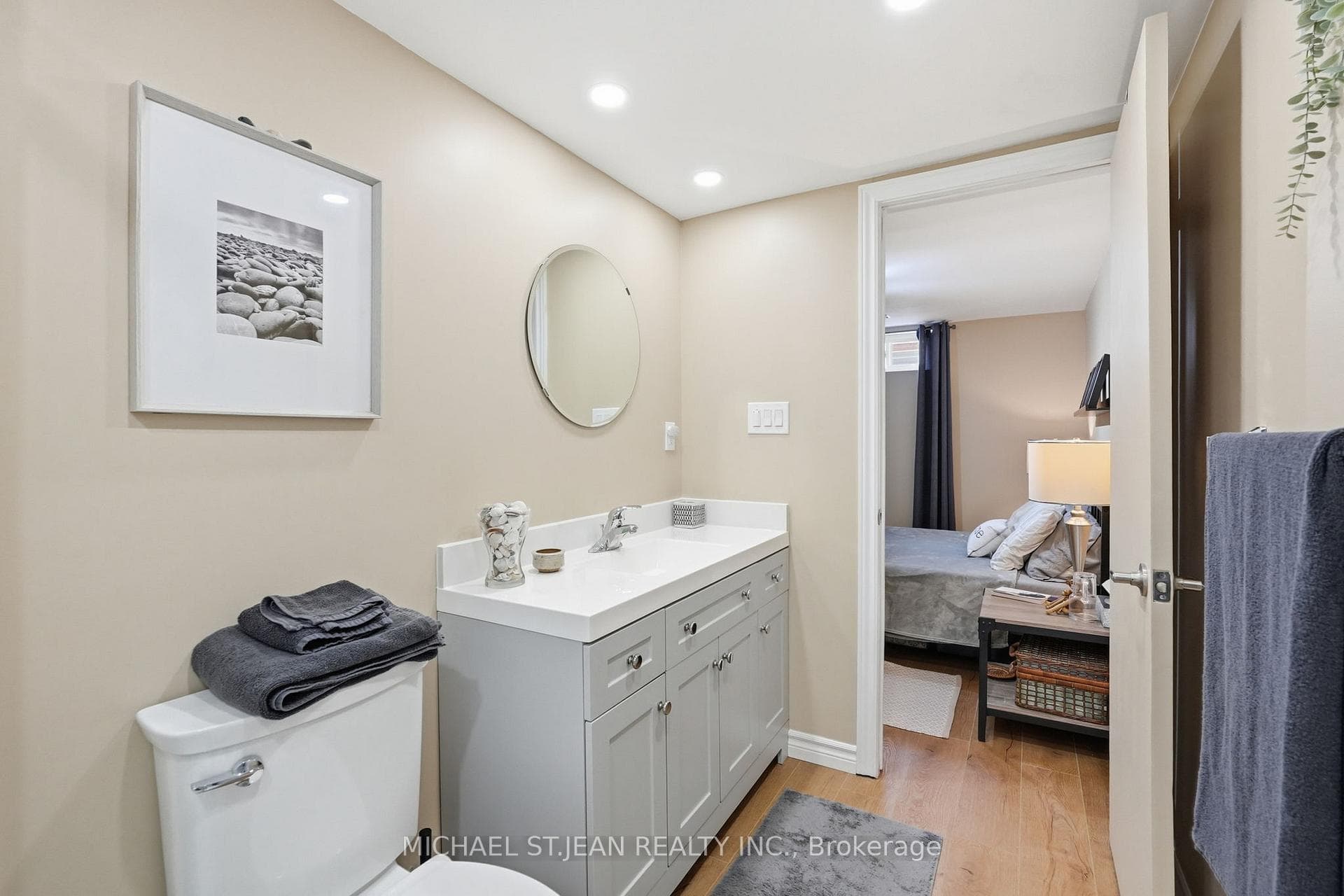 6 Darlington Drive photo 42