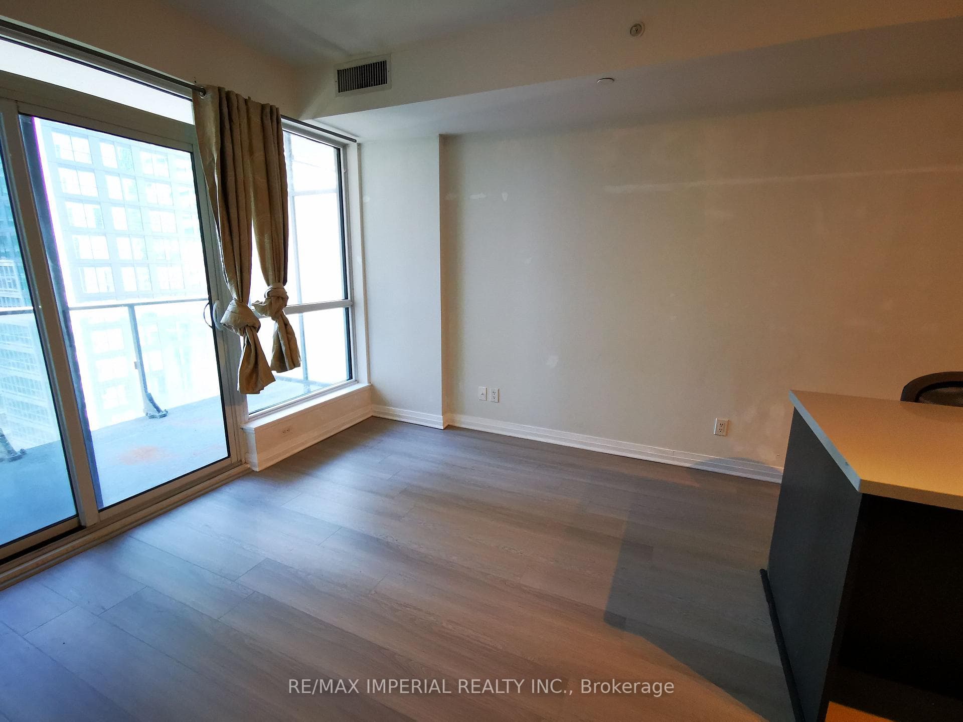 8 Mercer Street Unit 2709 photo 11