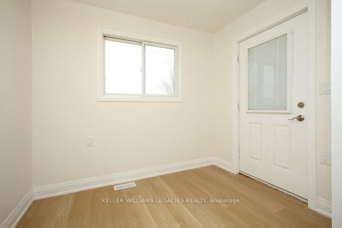 520 Front Street photo 6