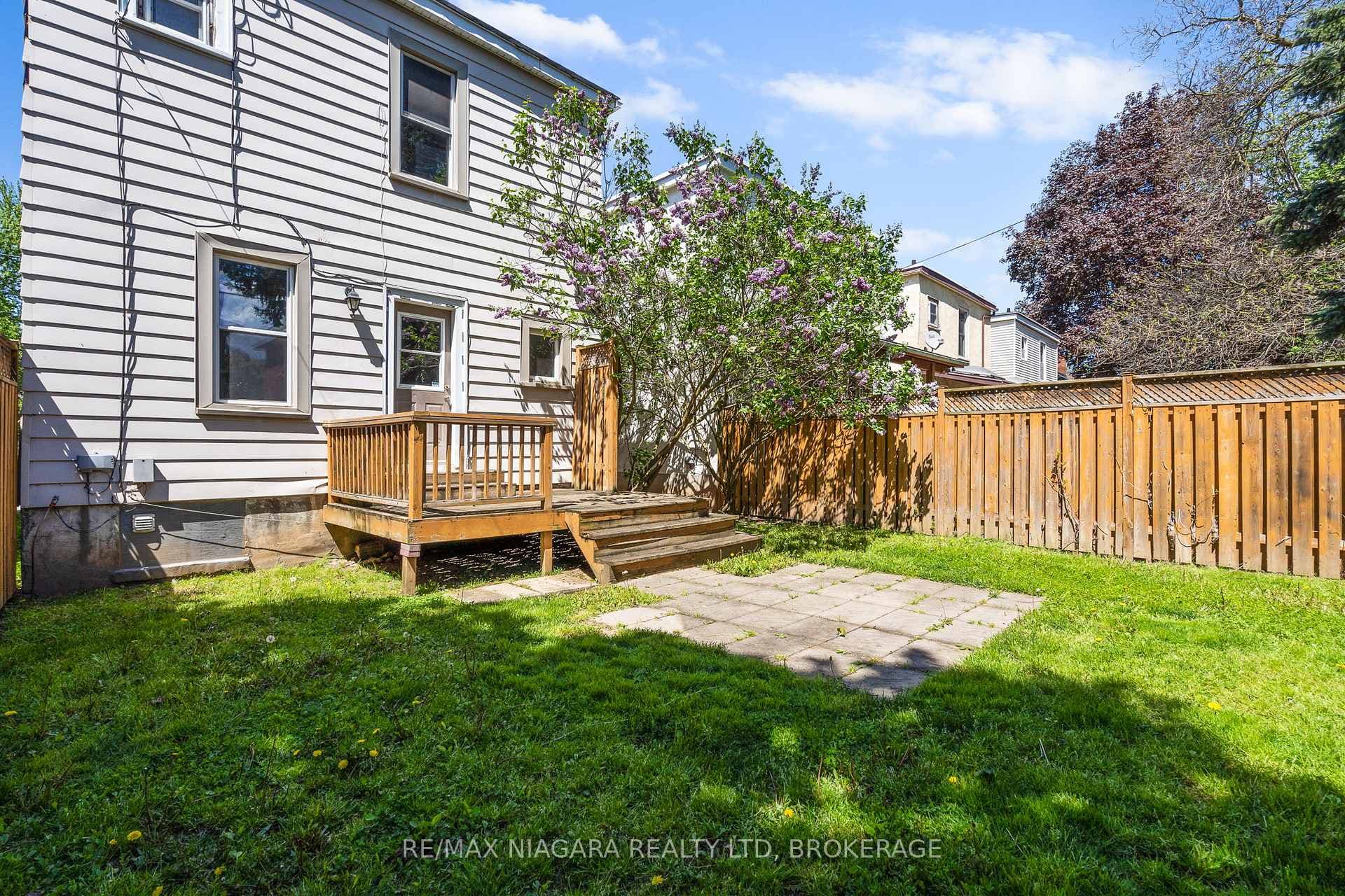 78 Chaplin Avenue photo 26