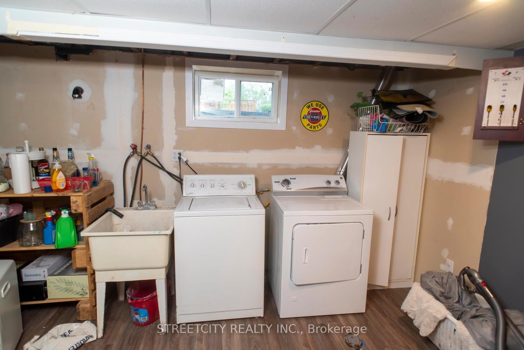 82 Kenogami Avenue photo 31