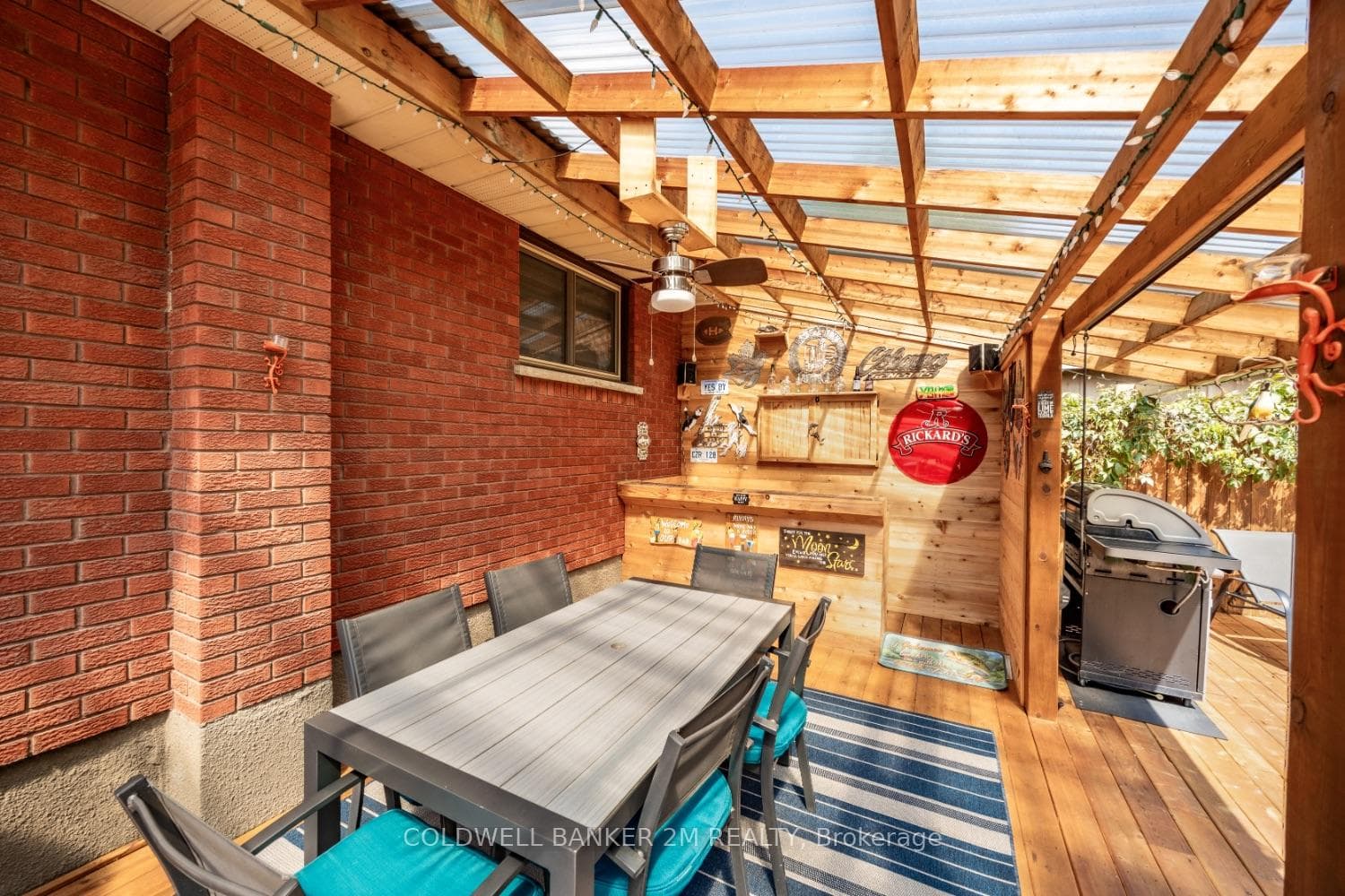 641 Montcalm Avenue photo 23