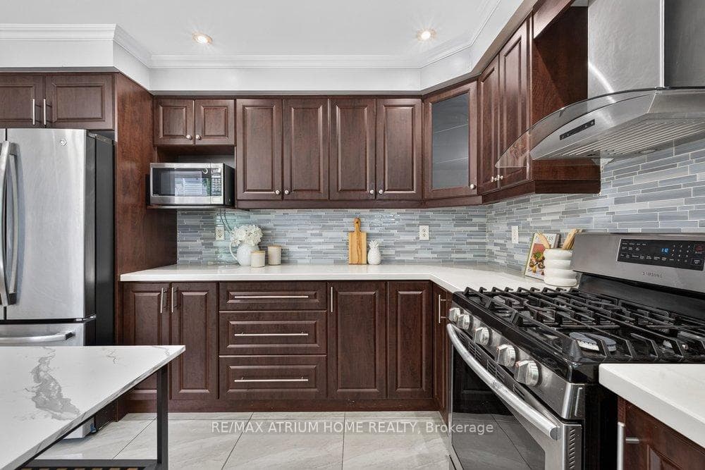2293 Oakhaven Drive photo 23