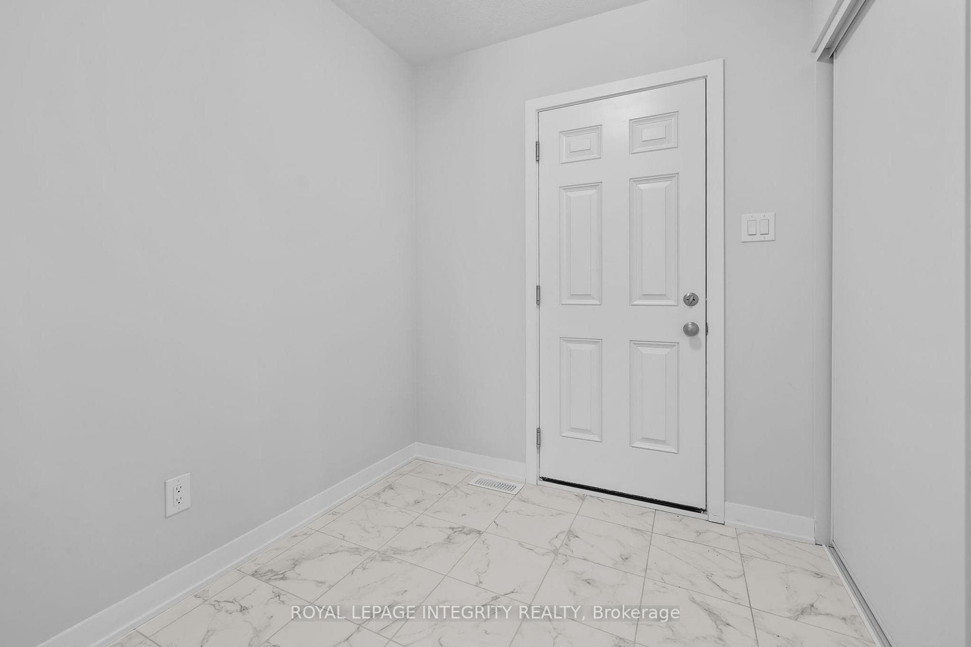 767 TINCTURE Place photo 8