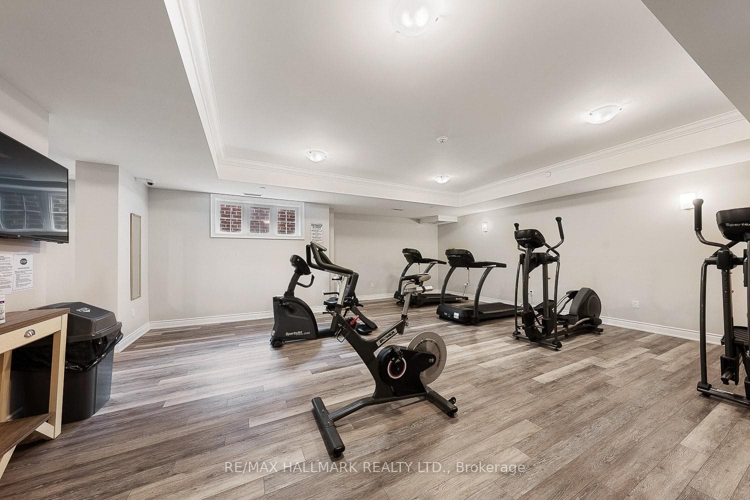 84 Aspen Springs Drive Unit 103 photo 38