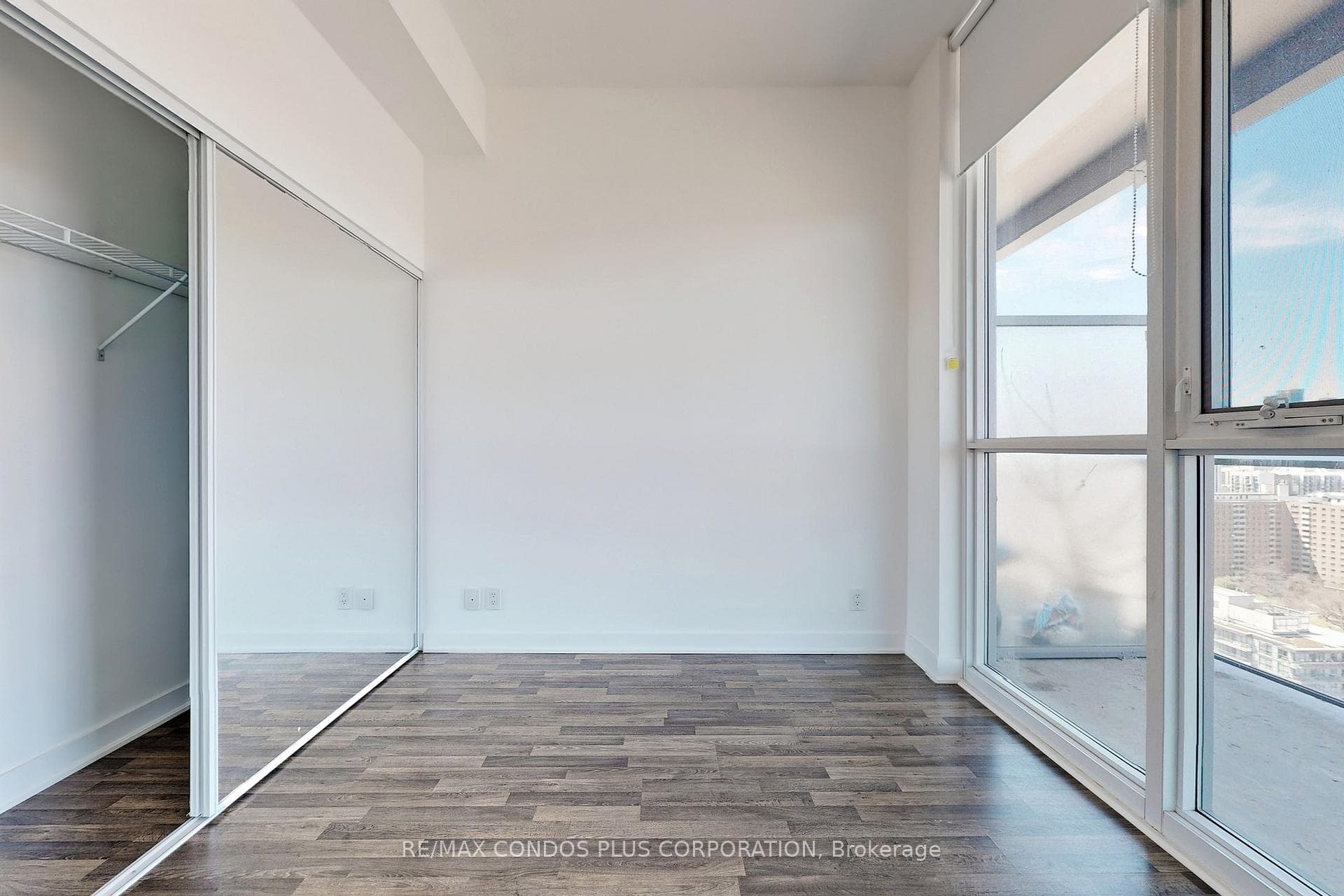 120 Parliament Street Unit 2303 photo 14