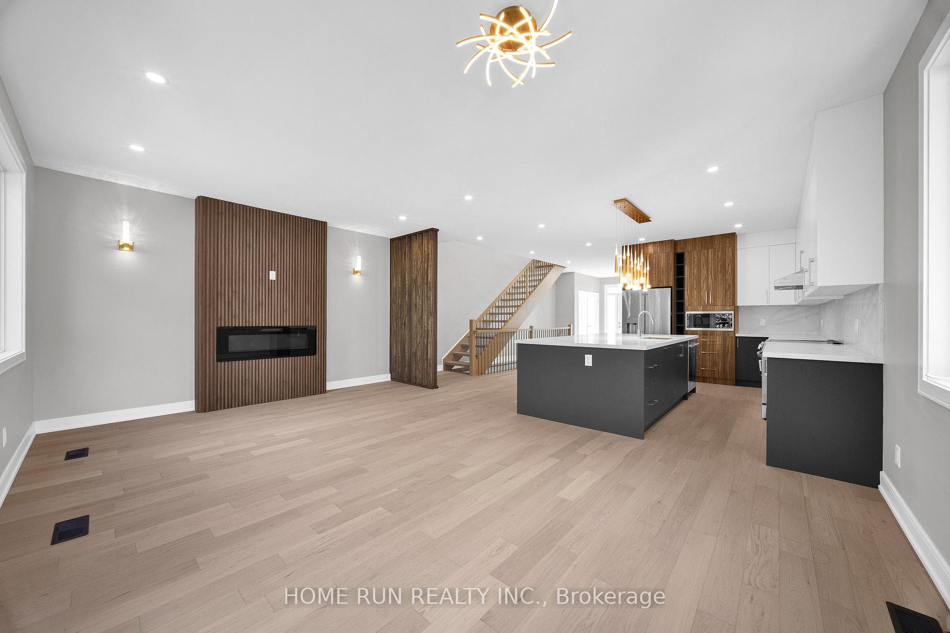 297 Dovercourt Avenue photo 9