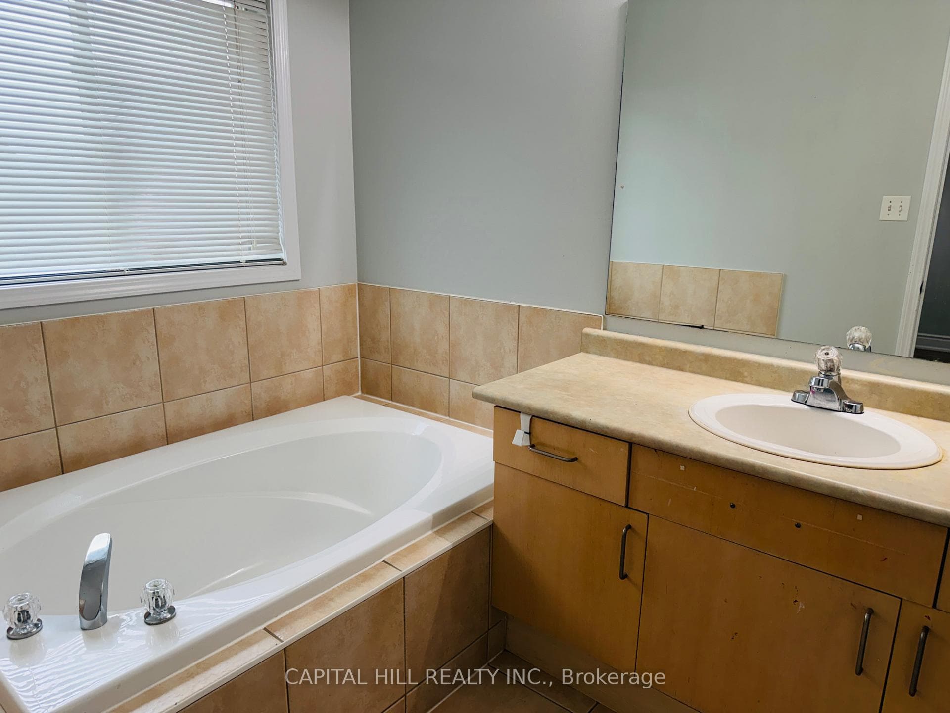 5959 Stonebriar Crescent photo 23