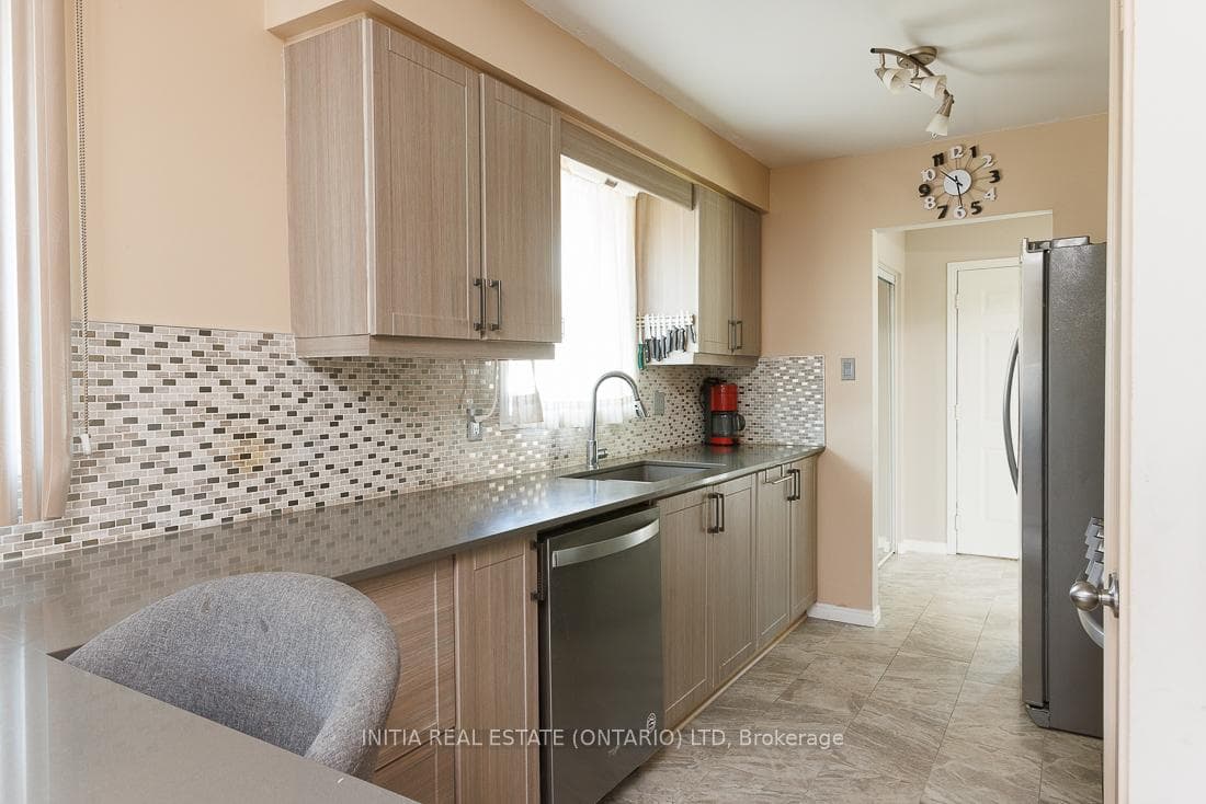 58 Sussex Place photo 11